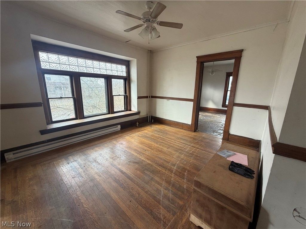 Photo of 202 Prospect Street, Girard, OH 44446 (MLS # 5188915)