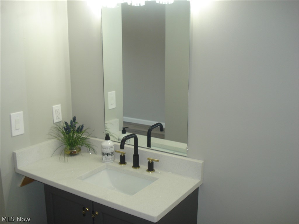 Quail Point Condo - Residential