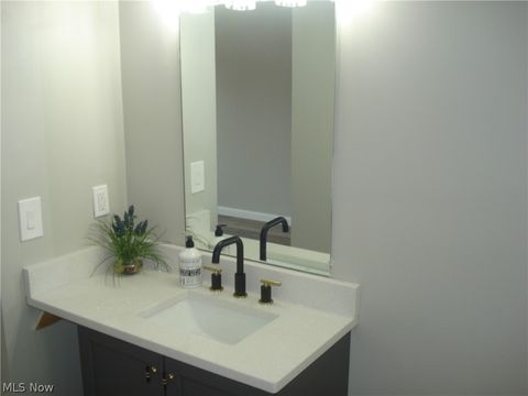 Tiny photo for 8290 Quail Point Lane, Mentor, OH 44060 (MLS # 5187334)