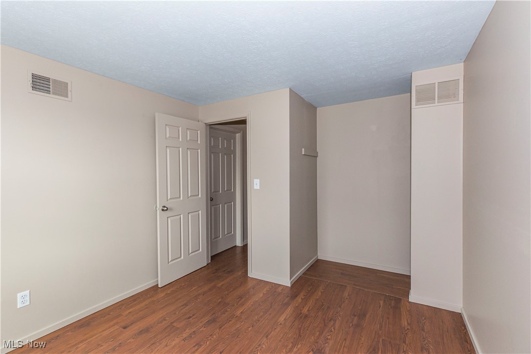 Quaker Ridge Sub - Residential