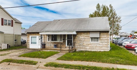Photo of 505 27th Street, Vienna, WV 26105 (MLS # 5238134)
