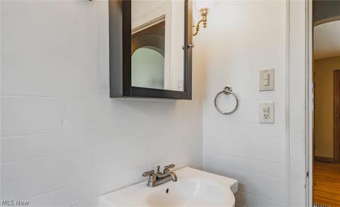 Tiny photo for 505 27th Street, Vienna, WV 26105 (MLS # 5238134)