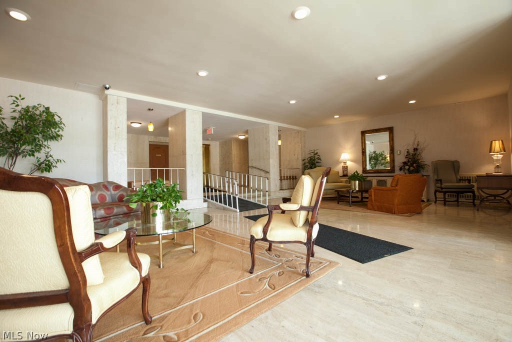 Stratton House - Residential