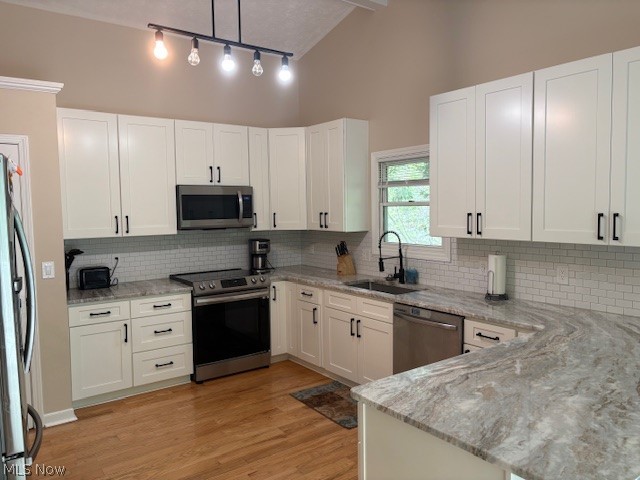 Hunters Crossing - Residential