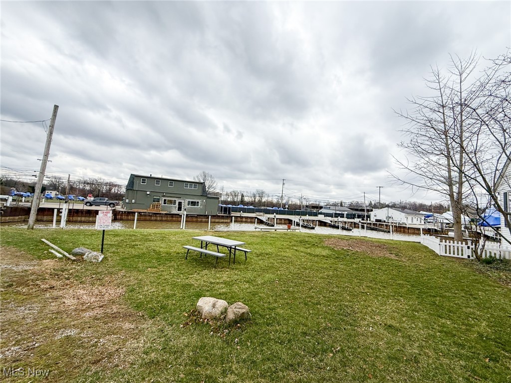 5015 Park Drive, Vermilion, Ohio image 3