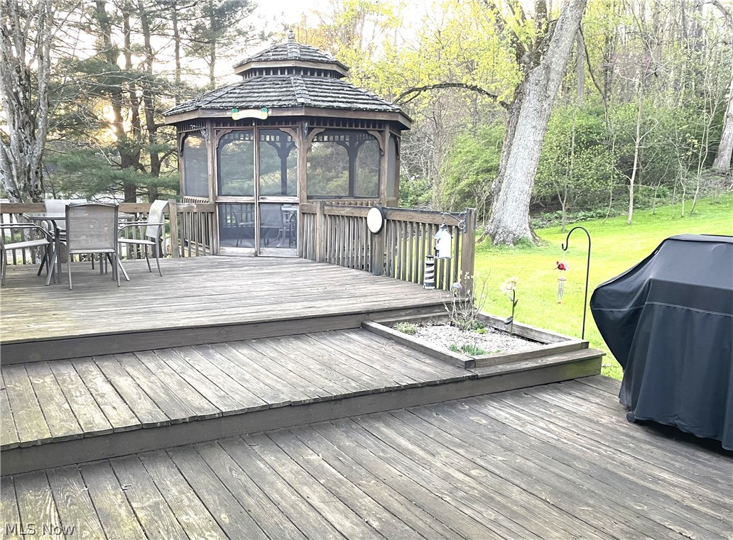 Russell 02 - Residential