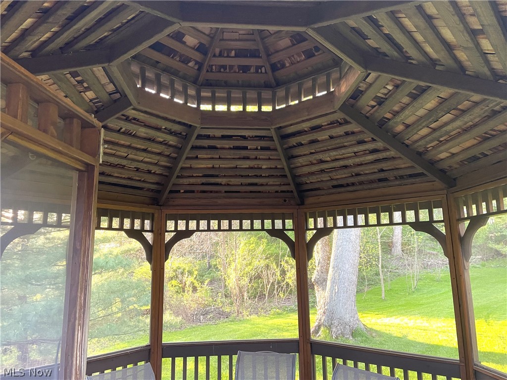 Russell 02 - Residential