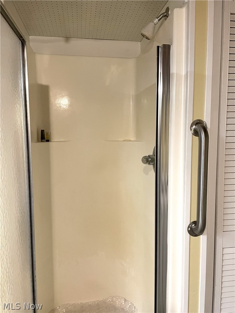 Russell 02 - Residential