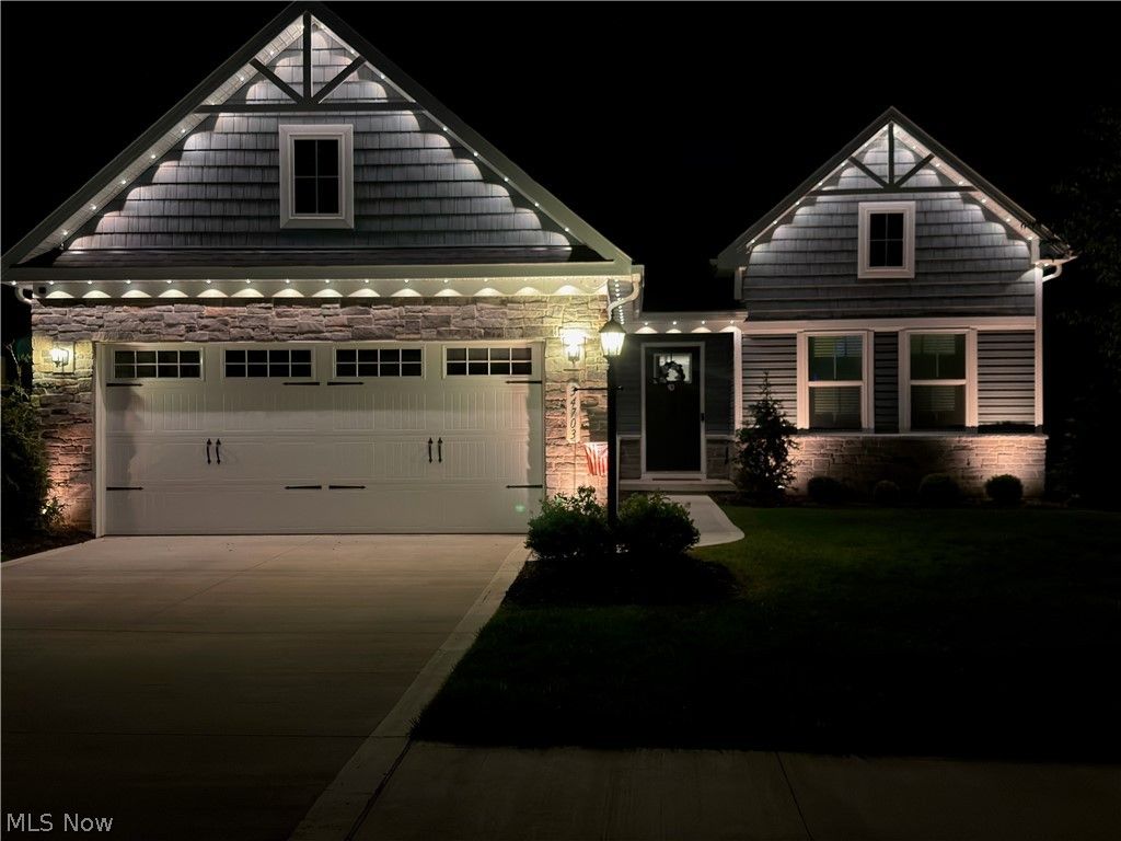 Photo of 34703 Maurer Boulevard, Grafton, OH 44044 (MLS # 5206770)