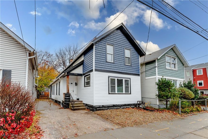 Fully Renovated Double in the Heart of Tremont!
Live in one of Cleveland’s most vibrant neighborhoods—just blocks from Lincoln Park, renowned dining, nightlife, and the scenic Towpath Trail. This beautifully updated unit features 2 bedrooms, 1 bathroom, a spacious great room, and an eat-in kitchen with quartz countertops and stainless-steel appliances. Enjoy the convenience of in-unit laundry and one off-street parking space. Just a short drive to downtown and surrounded by all the amenities the city has to offer. This home was renovated in 2023, mechanicals, HVAC and appliances were bought in 2023.
No smoking permitted. Pet fee to be determined at time of application.
Contact us today for more details!