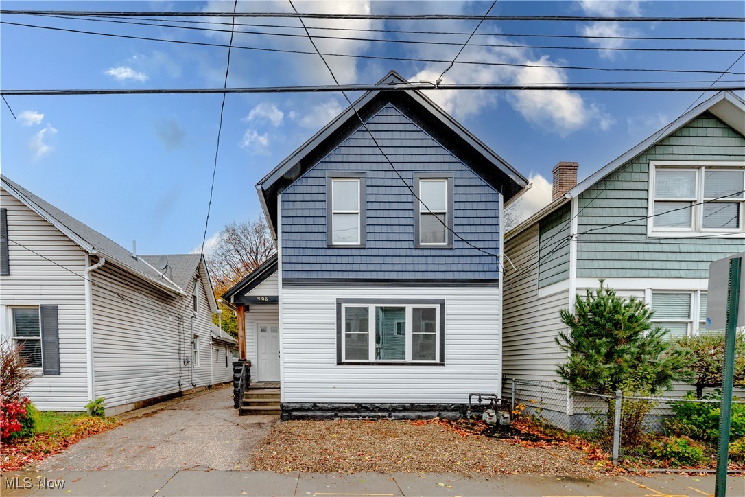 H R Hadlows - Residential Lease