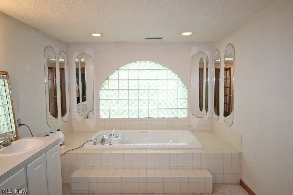 Briar Root Manor - Residential