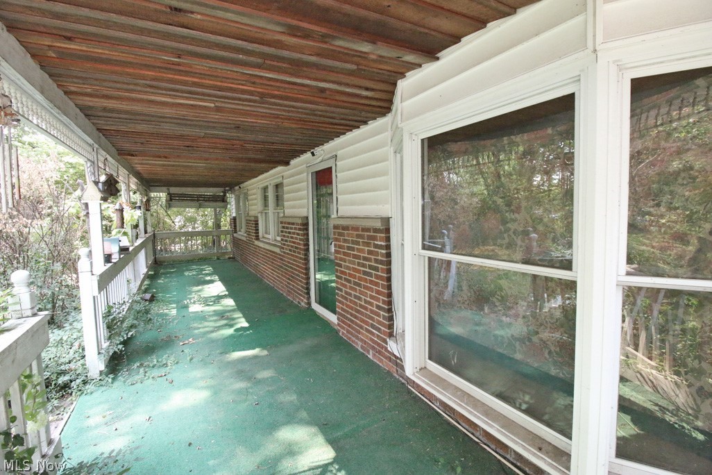 Briar Root Manor - Residential
