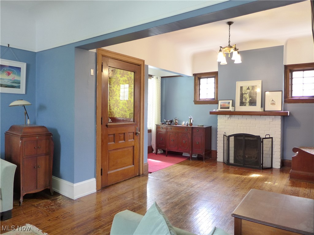 1318 W 111th Street, Cleveland, Ohio image 8