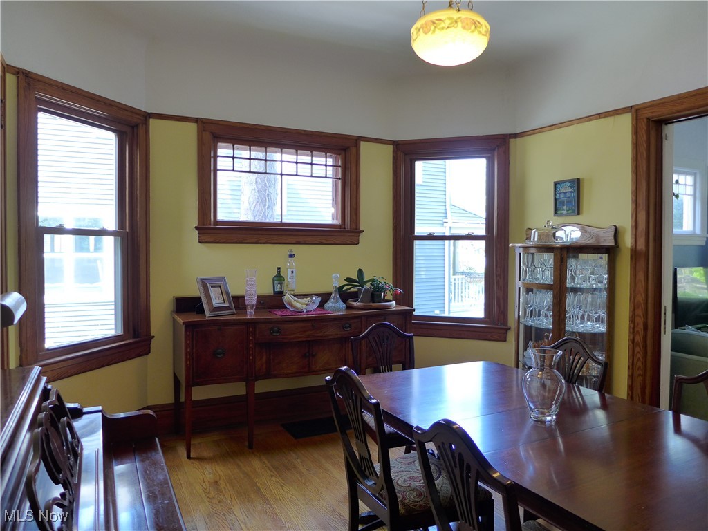 1318 W 111th Street, Cleveland, Ohio image 10