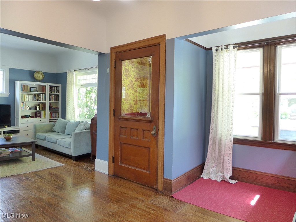 1318 W 111th Street