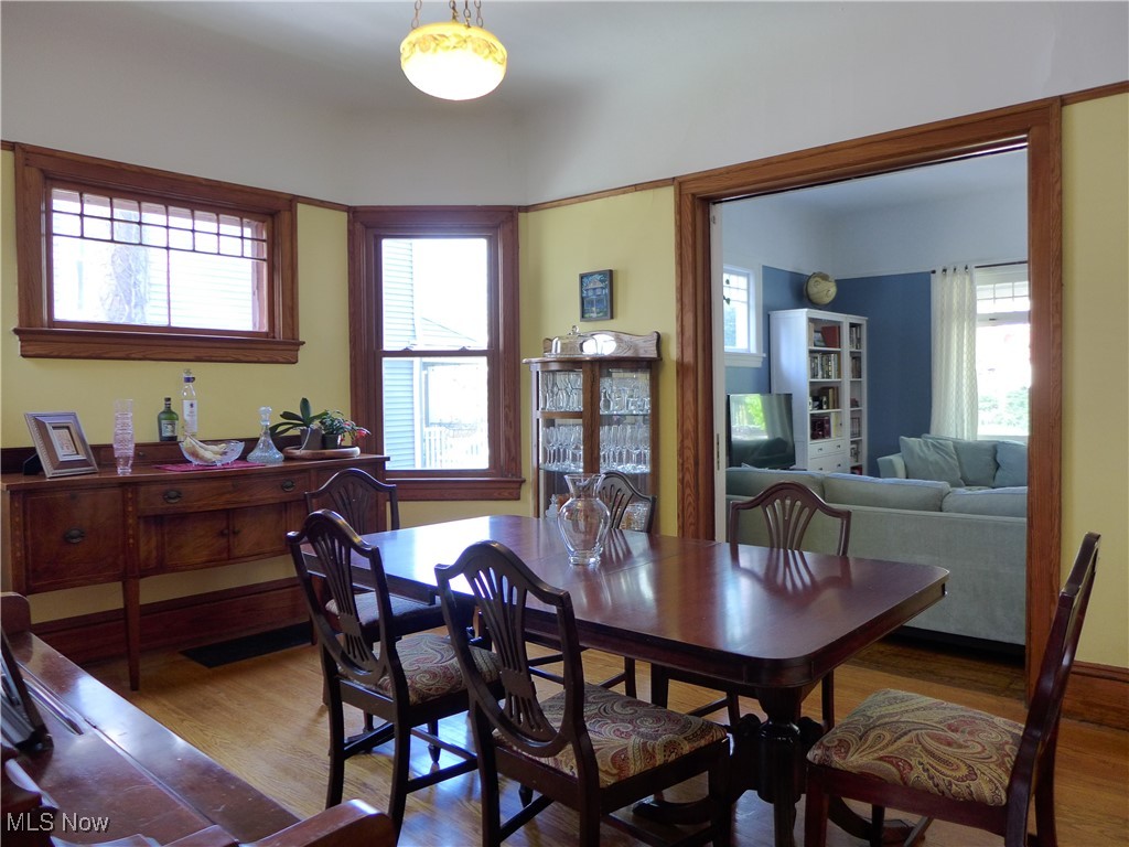 1318 W 111th Street, Cleveland, Ohio image 11
