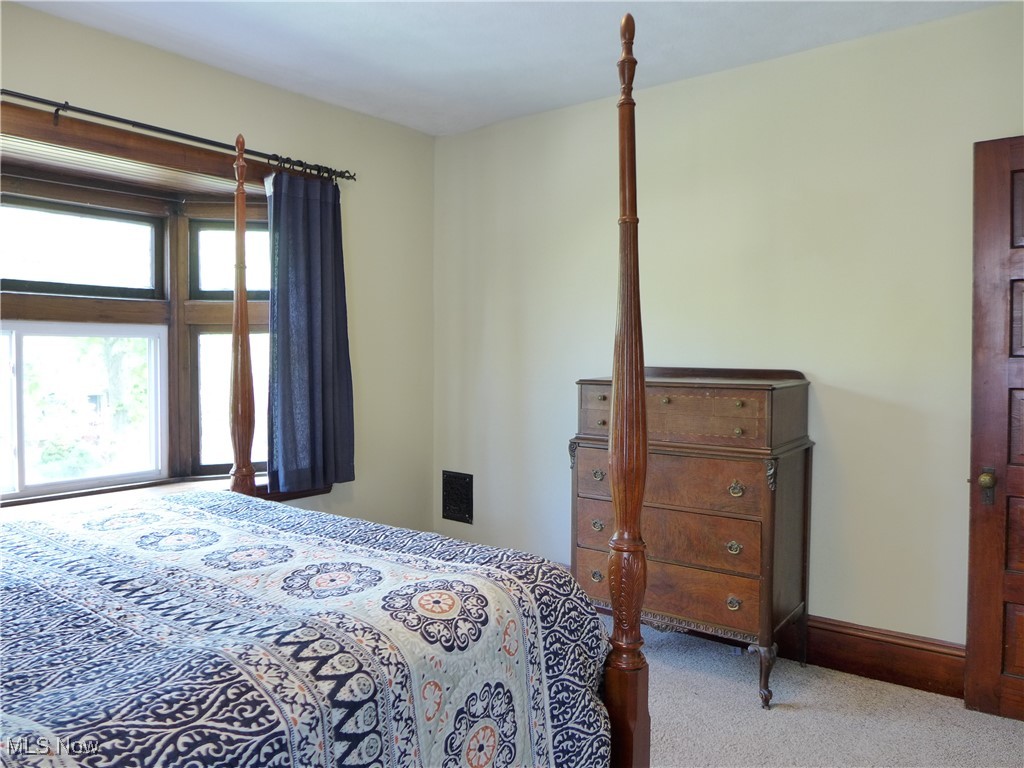1318 W 111th Street, Cleveland, Ohio image 27