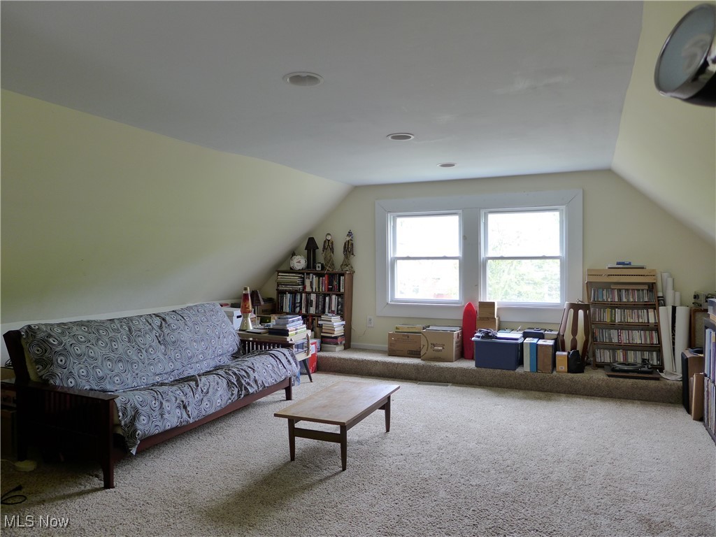1318 W 111th Street, Cleveland, Ohio image 37