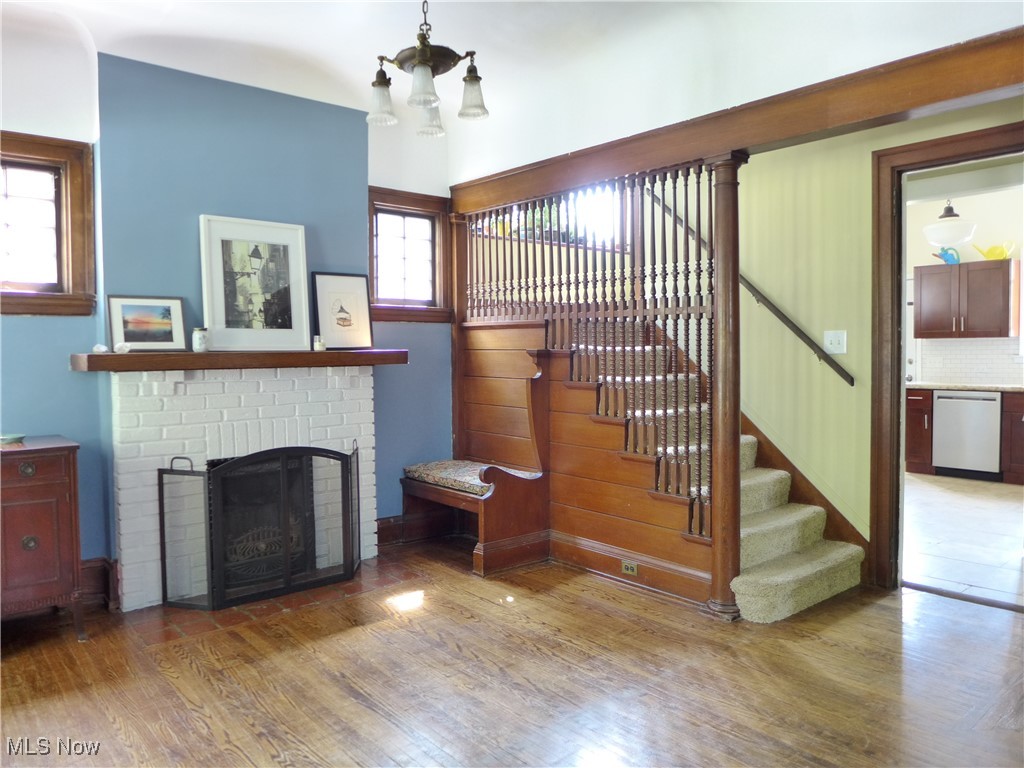 1318 W 111th Street