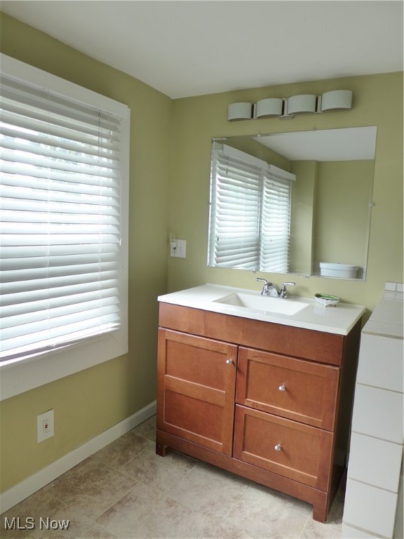 1318 W 111th Street, Cleveland, Ohio image 43