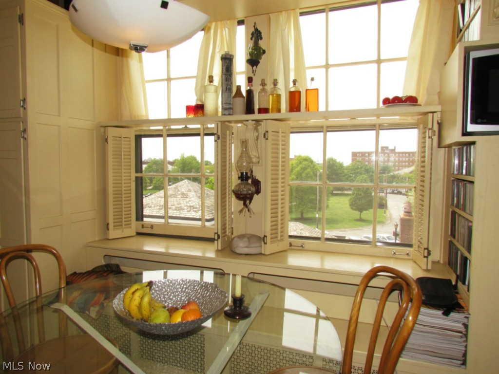 Moreland Courts Condo - Residential