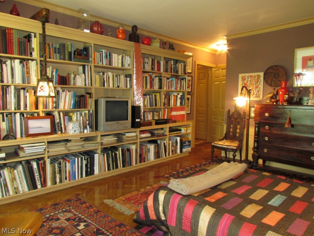 Moreland Courts Condo - Residential