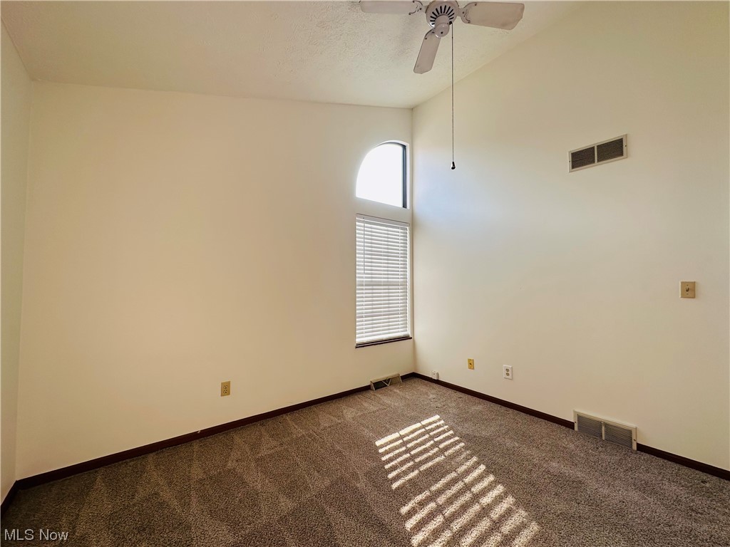 North Woods Condo - Residential