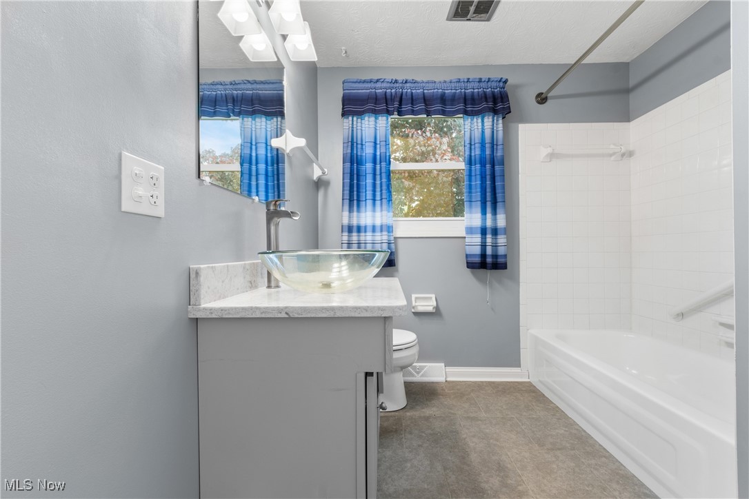11290 Michelle Drive, Canal Fulton, Ohio image 18