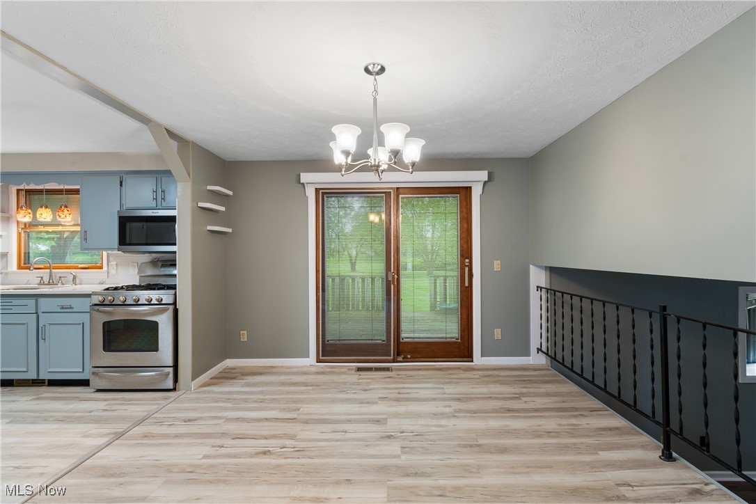 11290 Michelle Drive, Canal Fulton, Ohio image 8