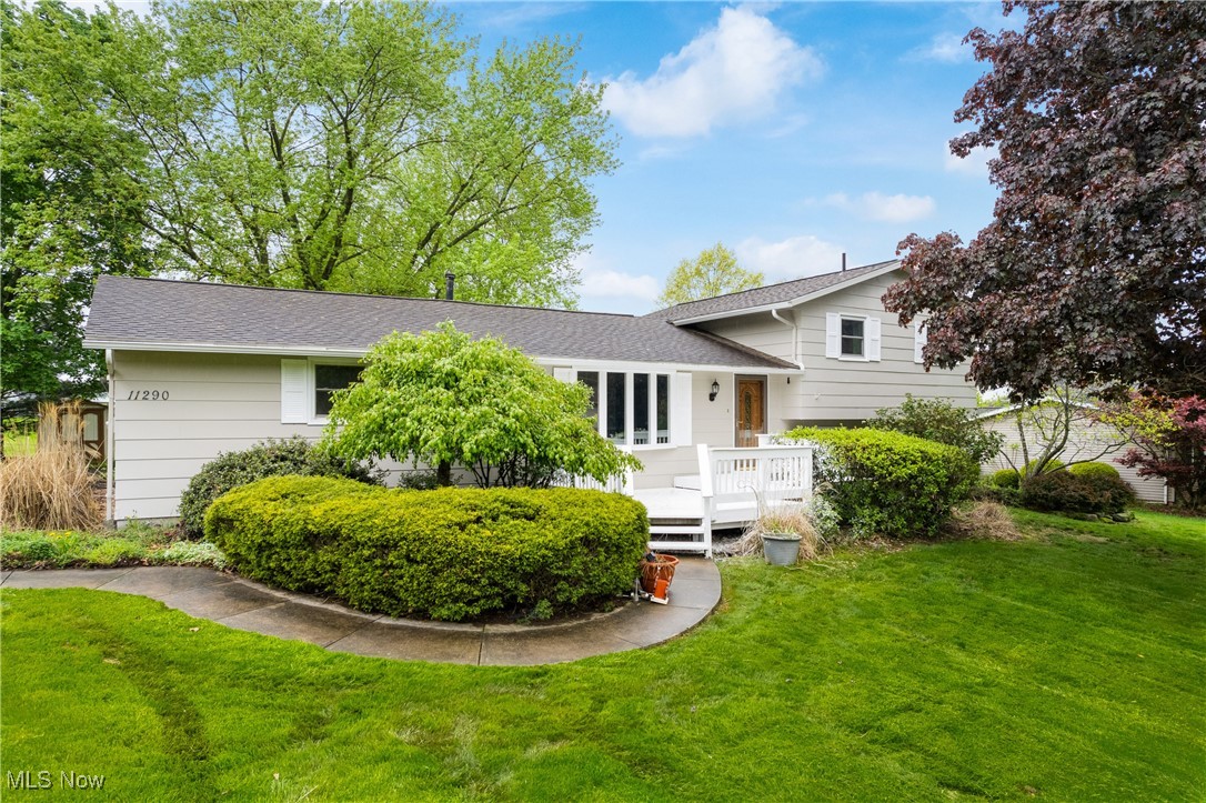 11290 Michelle Drive, Canal Fulton, Ohio image 3
