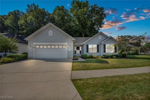 9135 Devonshire Drive, Olmsted Falls, OH 44138 - #: 5059244