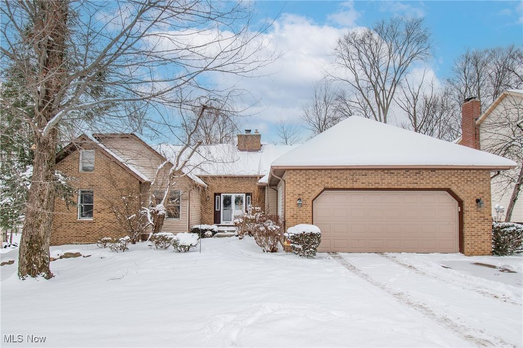 Photo of 10273 Luman Lane, Twinsburg, OH 44087 (MLS # 5177573)