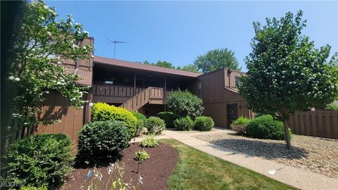 33803 Electric Boulevard Unit H 21, Avon Lake, OH 44012 - #: 5138030