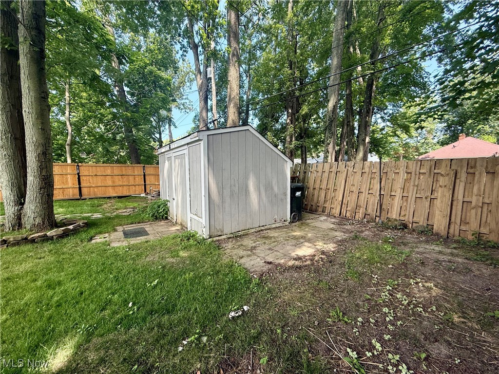 Lake Shore Blvd Estates - Residential