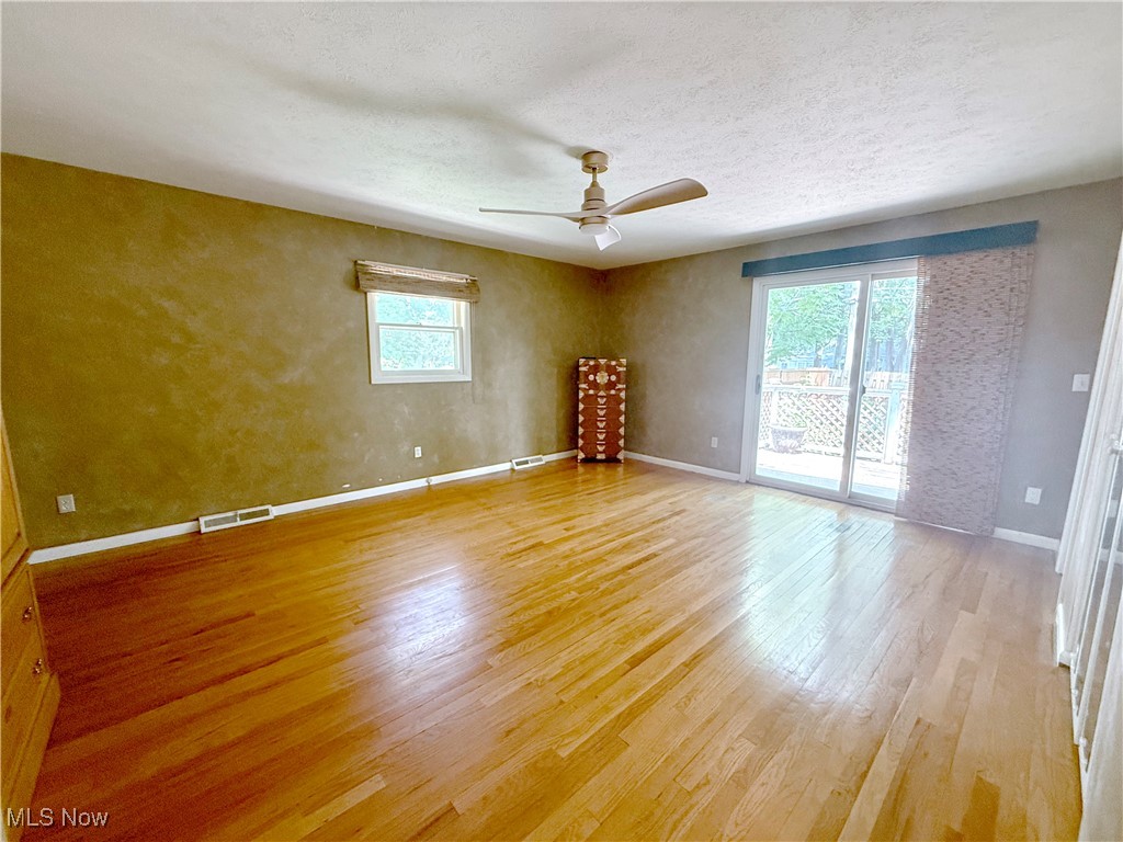 Lake Shore Blvd Estates - Residential