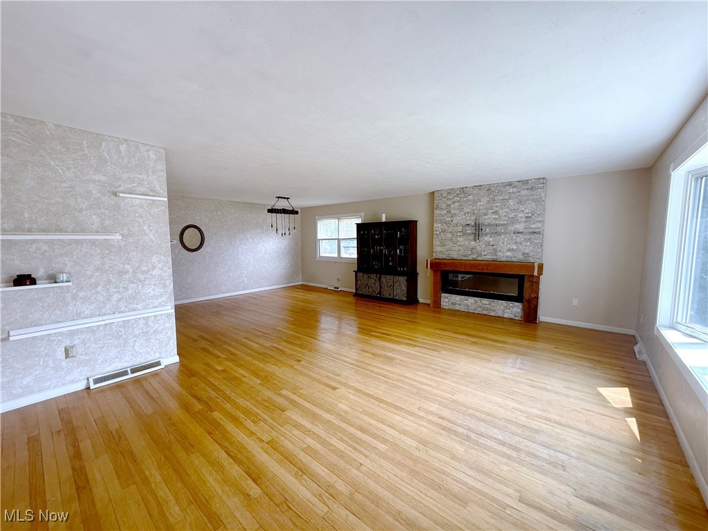 Lake Shore Blvd Estates - Residential