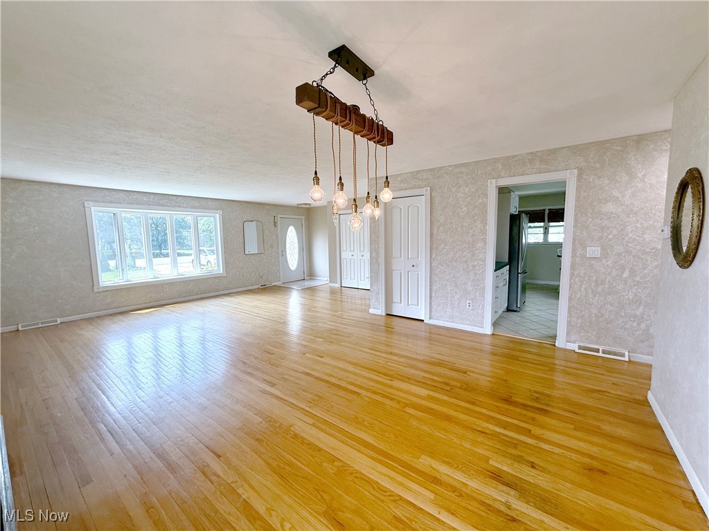 Lake Shore Blvd Estates - Residential