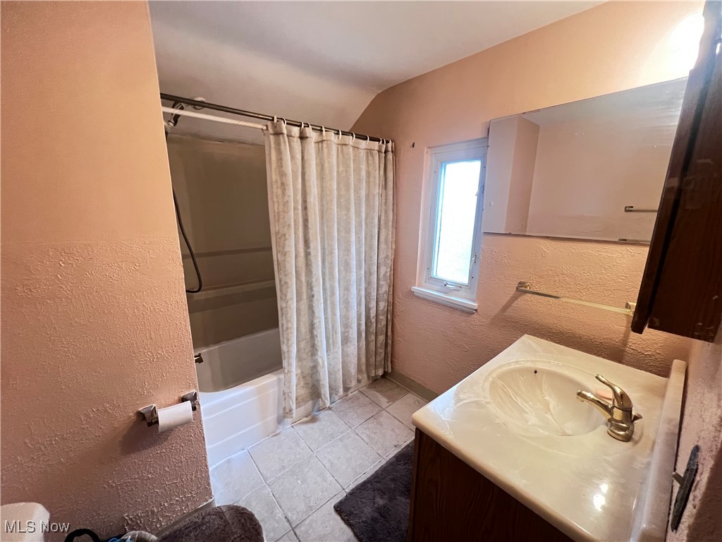 3925 Strandhill Road, Cleveland, Ohio image 15