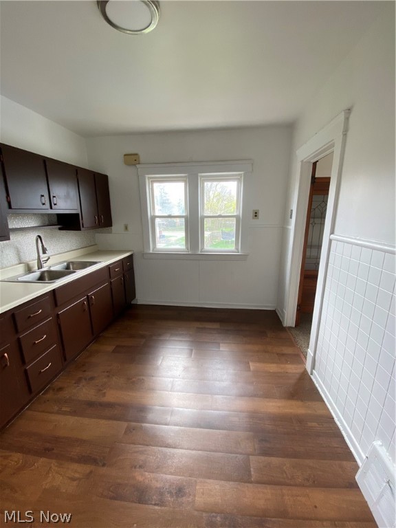 Miles Ave Sub/Hills & Frizbie - Residential Lease