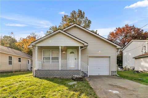 Photo of 5060 Clifton Avenue, Lorain, OH 44055 (MLS # 5256351)