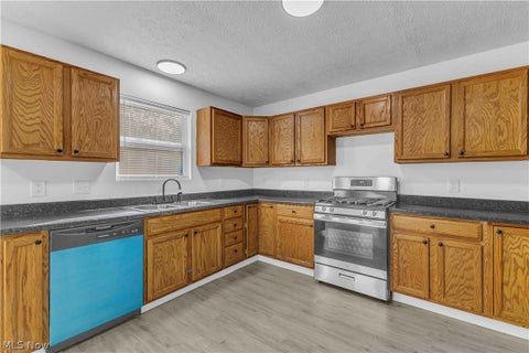 Tiny photo for 5060 Clifton Avenue, Lorain, OH 44055 (MLS # 5256351)