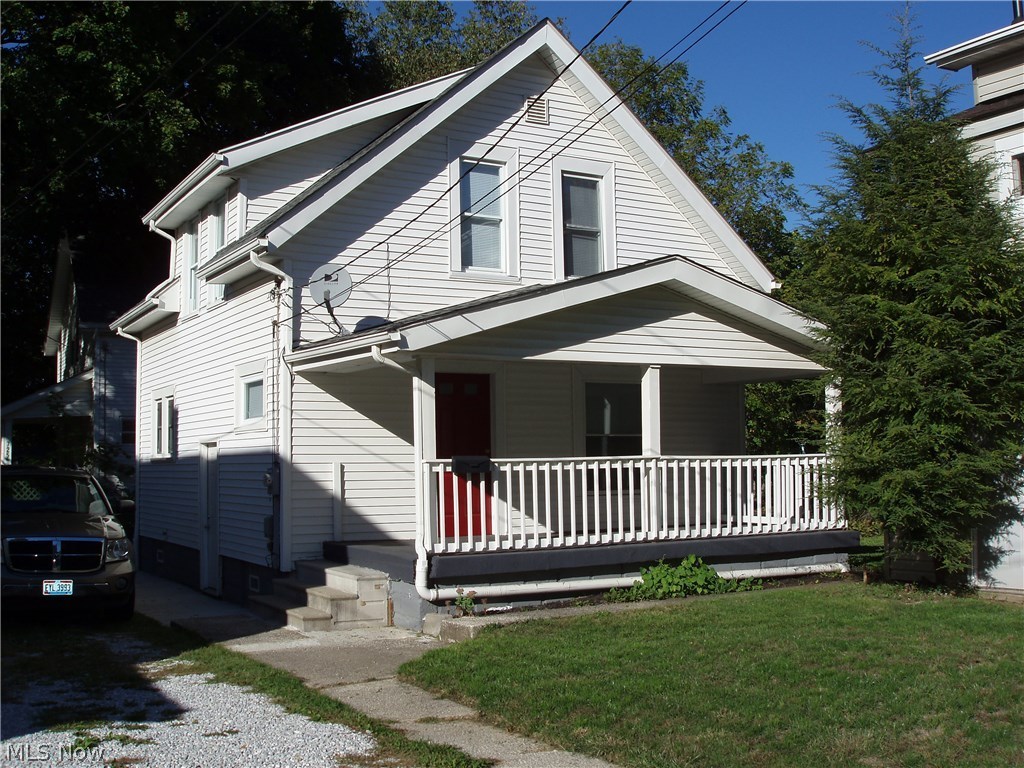 Nice 2 bedroom home. Owner will consider one pet.