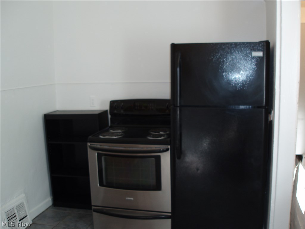 Riverside - Residential Lease