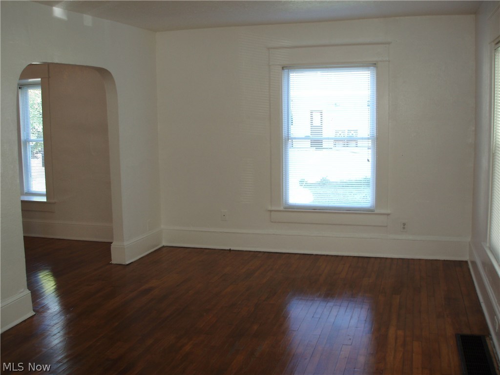 Riverside - Residential Lease