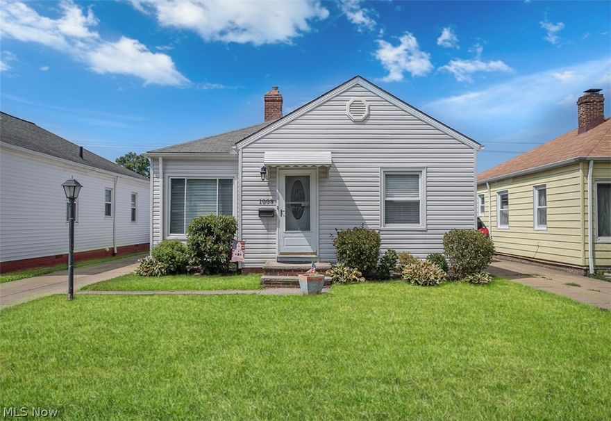 Welcome to this well kept beautiful and updated ranch in quaint neighborhood with 3 bedrooms and 1 bathroom with 1075 sq ft, ranch,crawl space and sump pump. Kitchen and bathroom that have been updated as well with convenient Appliances to stay such us Refrigerator, Microwave, Washer, Dryer, Garbage Disposal, Smoke detectors. Walk into the amazing Great room. Amazing Features Update such as vinyl siding, gutters, floors, fence. Very well kept with many updates! A must see!!! Call today for a private tour!