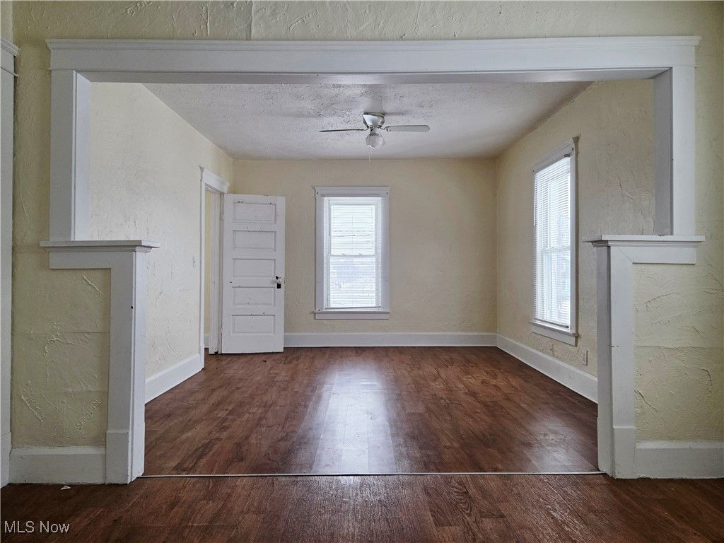 Photo of 110 Bell Avenue #UP, Elyria, OH 44035 (MLS # 5184242)