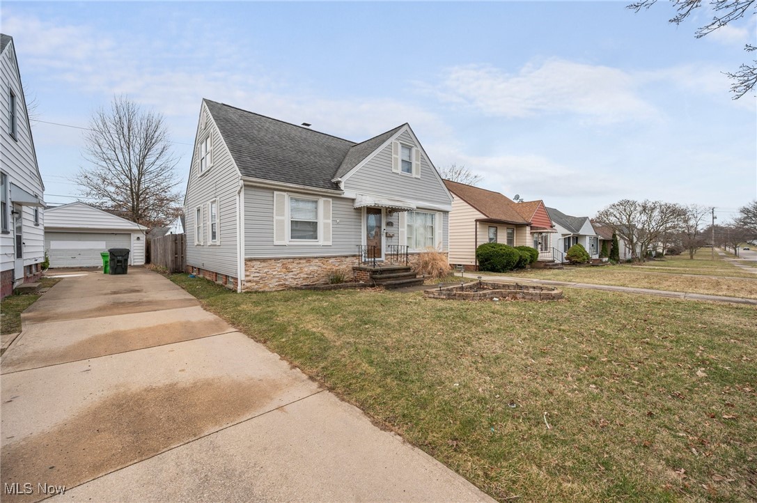 13524 Woodward Boulevard, Garfield Heights, Ohio image 2