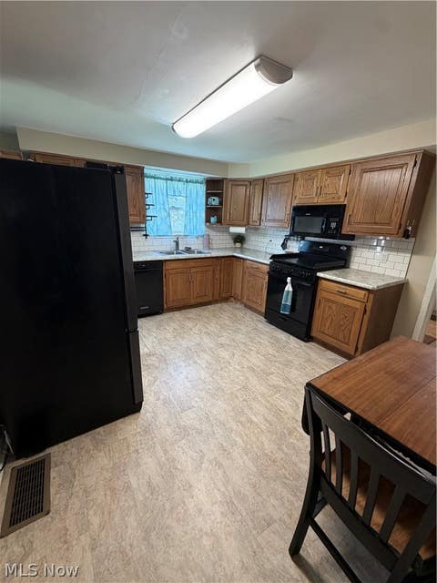 Tiny photo for 303 Wertz Street, Dalton, OH 44618 (MLS # 5238984)