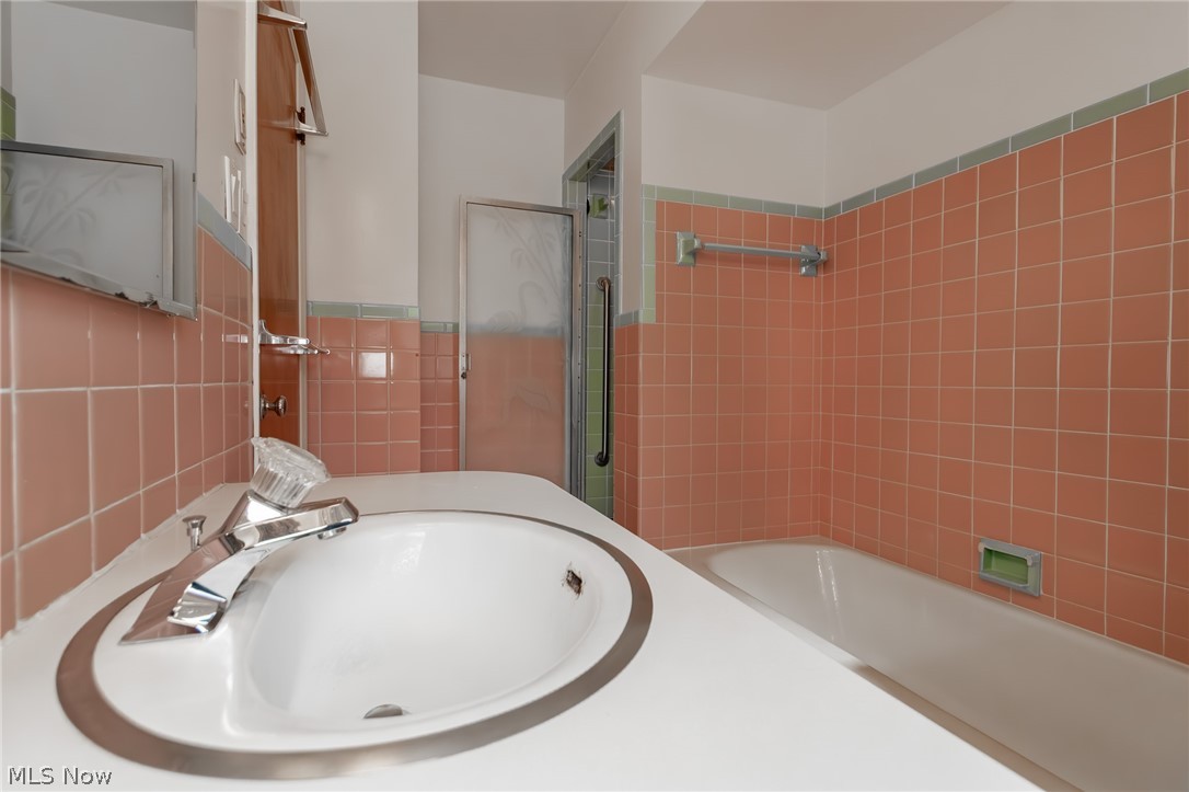 Indian Hills Estates - Residential